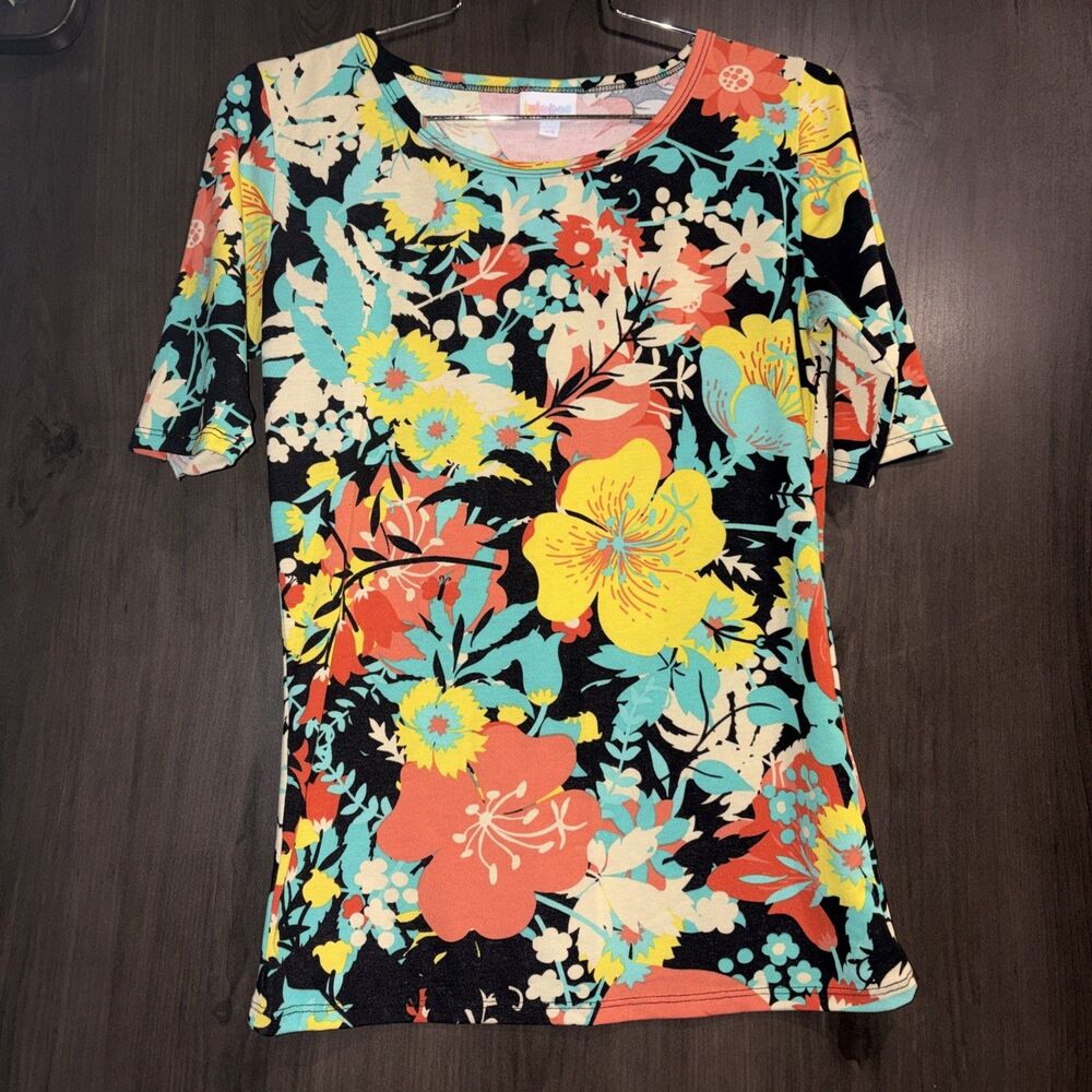 lularoe Gigi XS Top